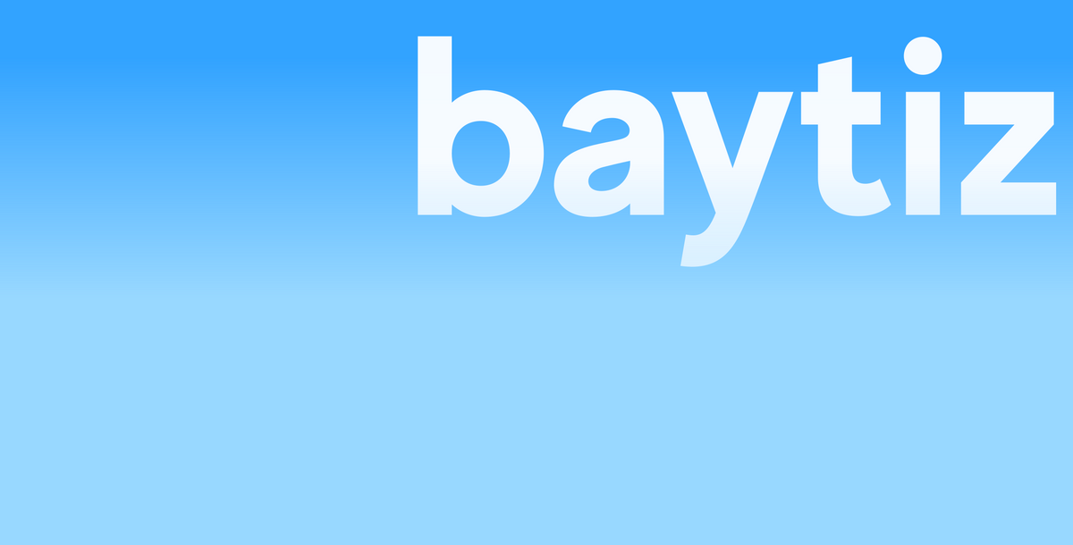 Ciel bleu avec le logo Baytiz